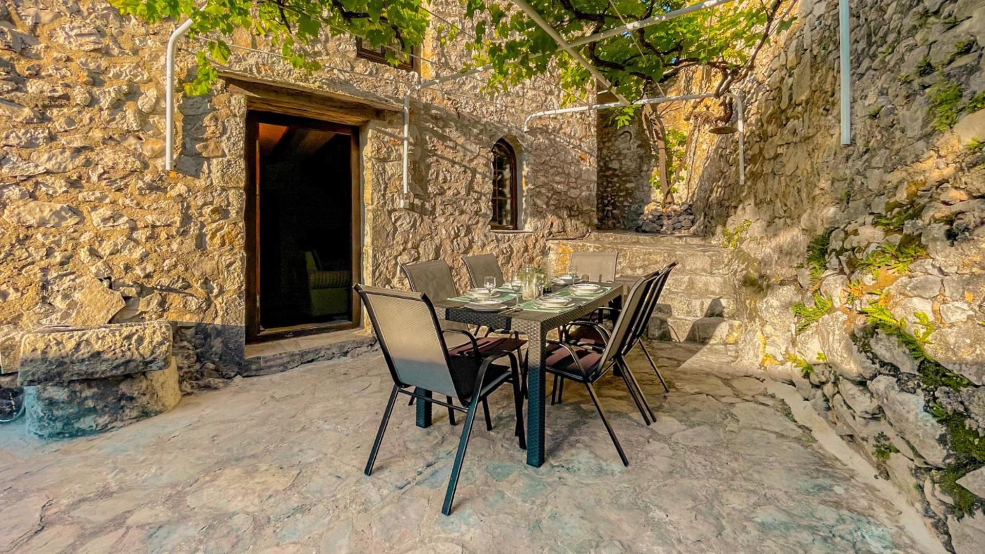 Villa Historic Pocitelj With Pool And Incredible Views On The River And Landmarks Esterno foto