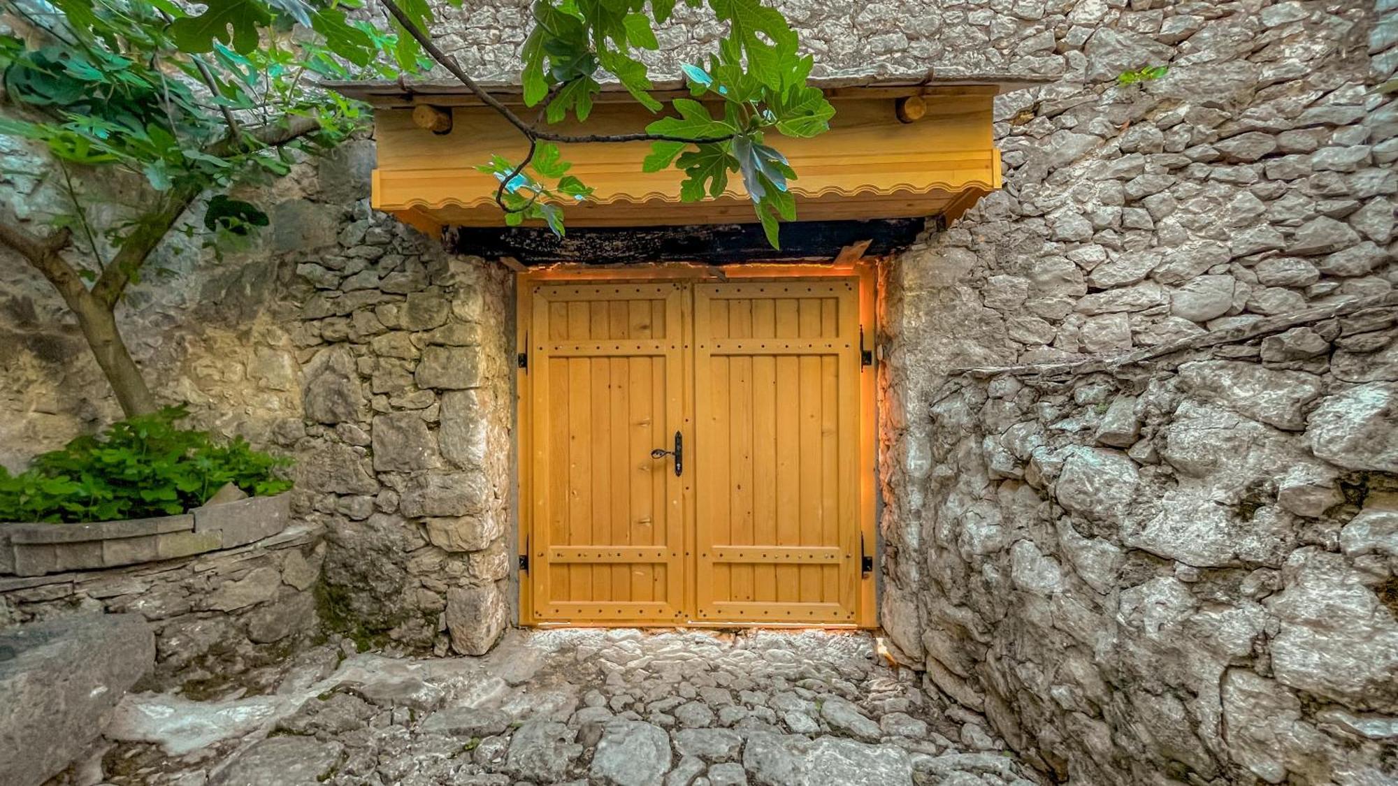 Villa Historic Pocitelj With Pool And Incredible Views On The River And Landmarks Esterno foto